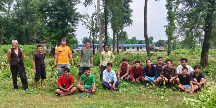 बुद्ध एकता क्लबको विशेष सहभागीतामा बेलका जनता क्याम्पसको सरसफाइ।