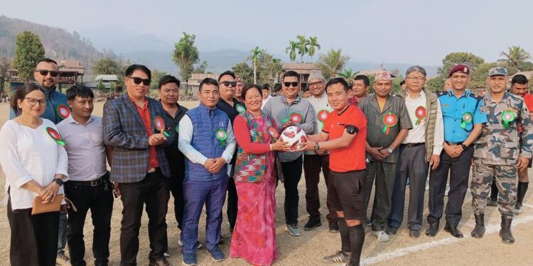 प्रथम बुद्ध मिनि गोल्ड कप को उद्घाटन।