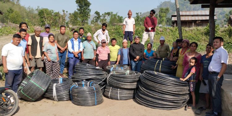 बेलका ६ बाक्सिखोप एकान्त टोल बिकास संस्थालाई ३२ सय मिटर पाइप हस्तान्तरण।