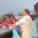 डा. नारायण खड्का द्वारा बेलका नगरपालिकामा बाढी पिडीत लाई राहत सामग्री बितरण ।