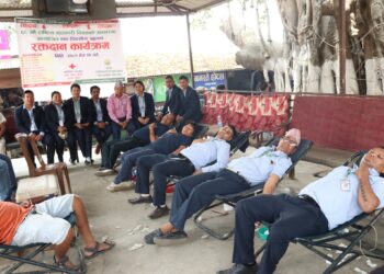 बेलकामा १५४ जनाले गरे रक्तदान।