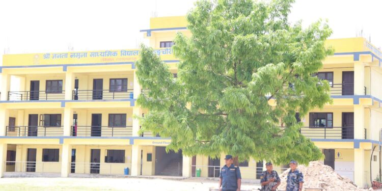 बेलकामा कक्षा १२ को परीक्षा शान्तिपूर्ण रुपमा सञ्चालन, दोस्रो दिन ४७२ विद्यार्थी सहभागी