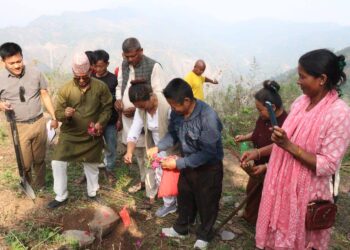 बेलकामा मुन्दुम पद मार्गको सिलन्यास