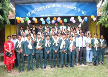 वर पिपल माबिका कक्षा १२ का विद्यार्थीले गरे कक्षा ११ का नयाँ विद्यार्थीलाई स्वागत तथा तिज मिलन कार्यक्रम