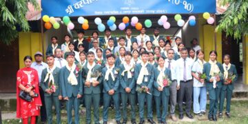वर पिपल माबिका कक्षा १२ का विद्यार्थीले गरे कक्षा ११ का नयाँ विद्यार्थीलाई स्वागत तथा तिज मिलन कार्यक्रम