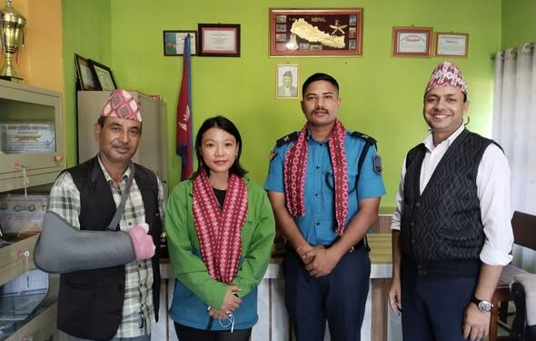 बेलका नगरपालिकामा प्रमुख प्रहरी निरीक्षक अस्विन तोलाङ्गे र प्रशिक्षक विद्या राईलाई स्वागत