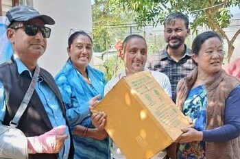 बेलका नगरपालिकामा सुधारिएको फलामे चुलो वितरण शुरु