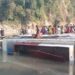 फेरीबाट तार्ने क्रममा दुधकोशी नदीमा बस खस्दा सवारी साधनमा क्षति