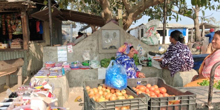 बेलका नगरपालिका वडा नं ३ भाटेपुलमा शुक्रबारे पशुहाट पुन: शुरु