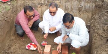 बेलकामा १० शय्याको नगर अस्पताल निर्माण सुरु, मेयर कार्कीद्वारा शिलान्यास